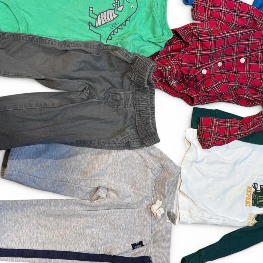 Baby boy Carters bundle of 7 pieces 4 long sleeve 3 pants Size 12 months